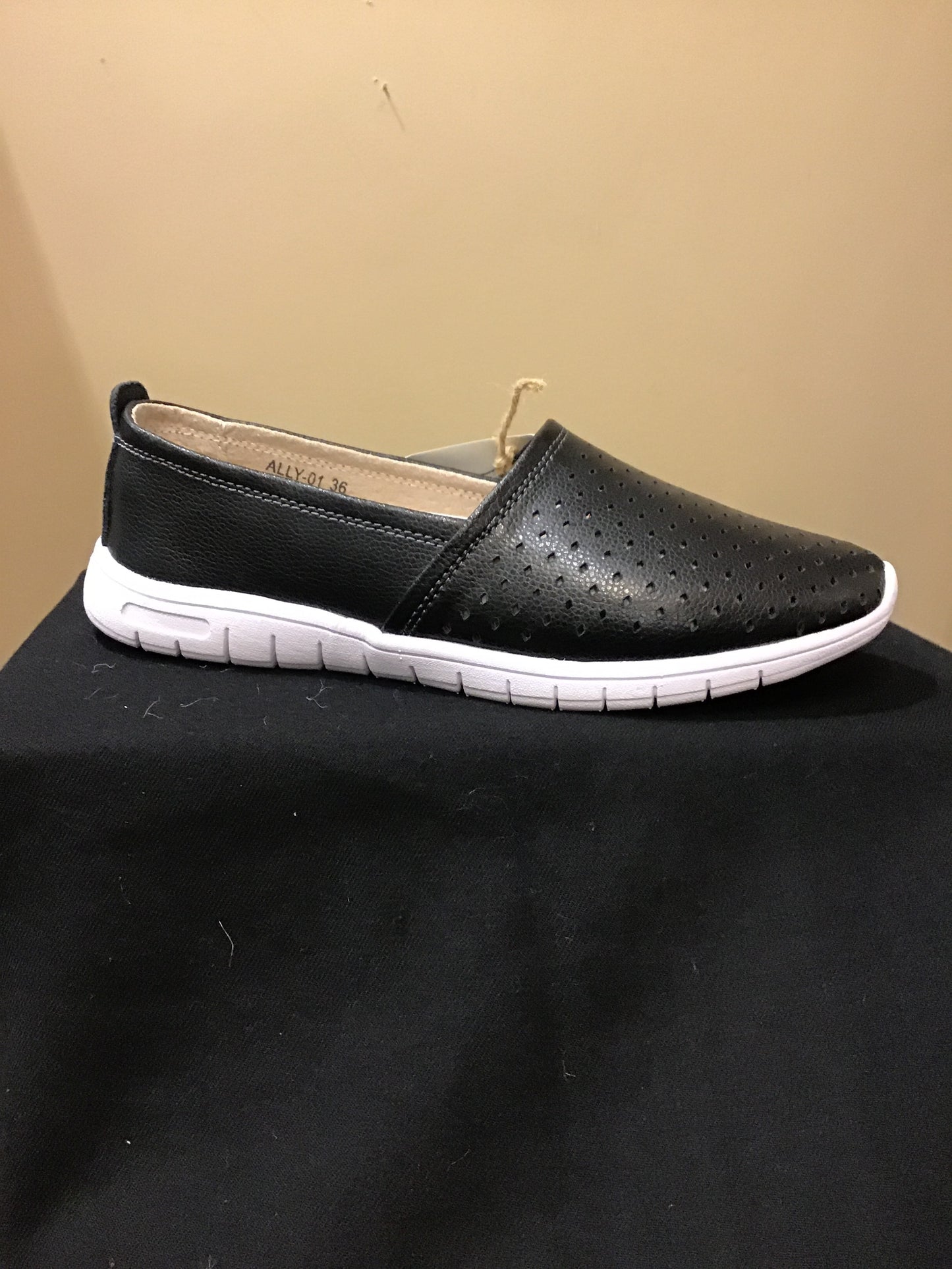 Shoes - Taxi Ally - Country Stoves and Sunrooms Ltd