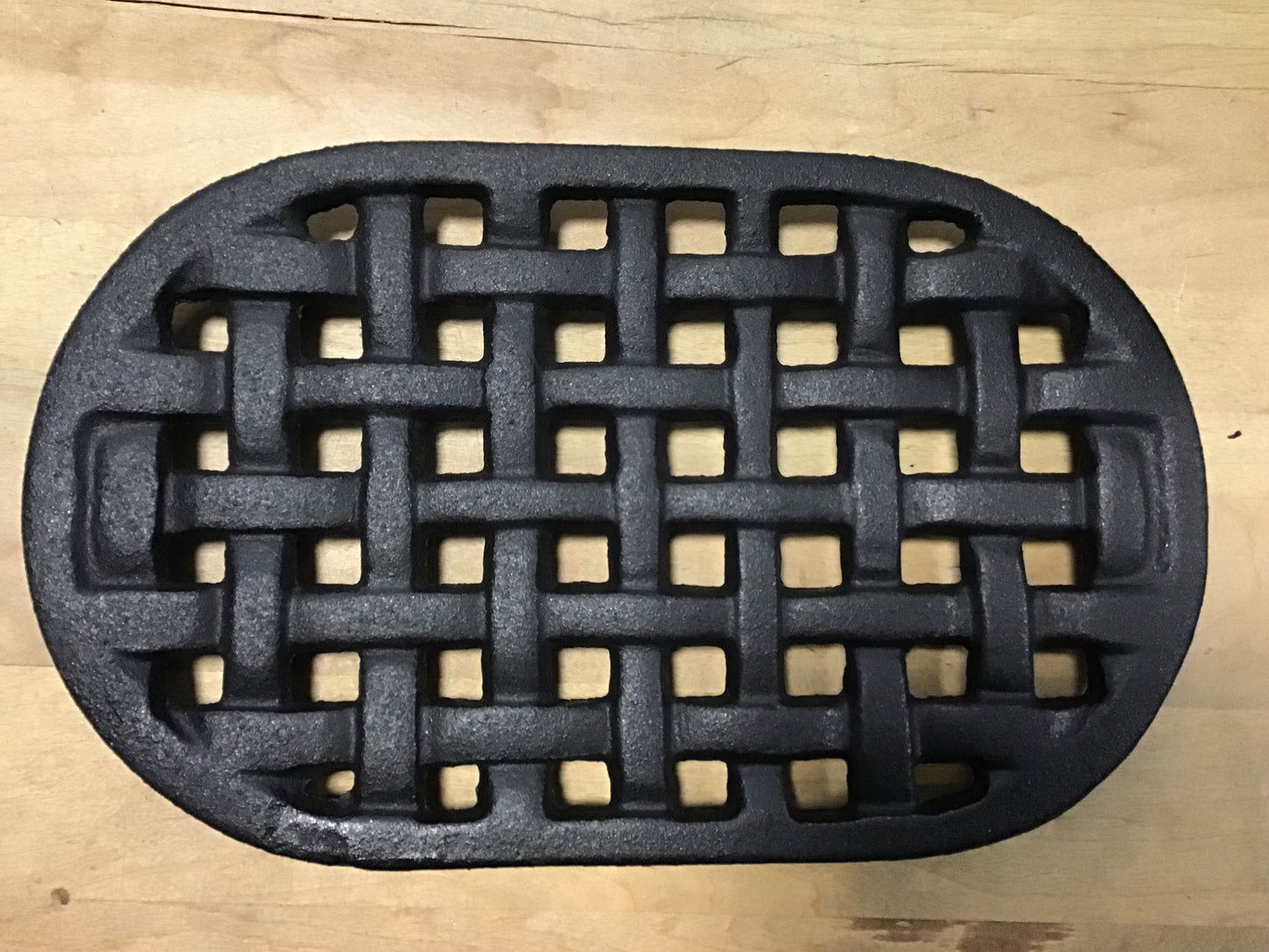 Trivet - Oval w/ Lattice Weave