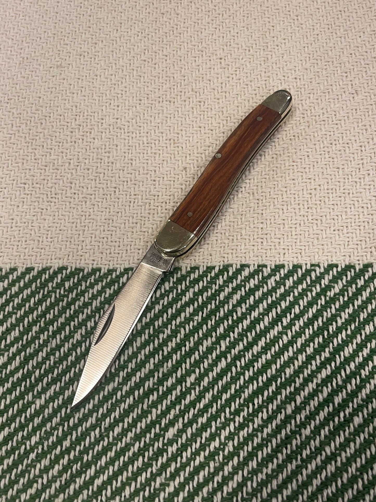 GROHMANN POCKET KNIVES- 1 Blade RSWD Slim Folder R360S -$ 97.00