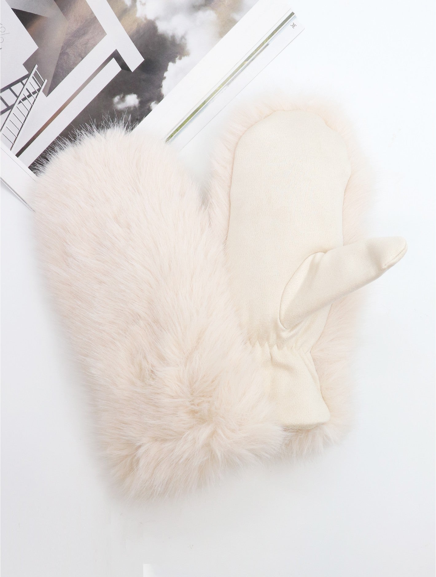 Unisex Faux Fur Mittens