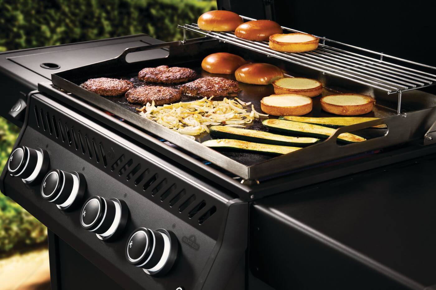 Napoleon - Rogue® PRO Phantom 30 Inch Griddle, Rust-Resistant Stainless Steel Cooktop - RP30FTKP-PHM