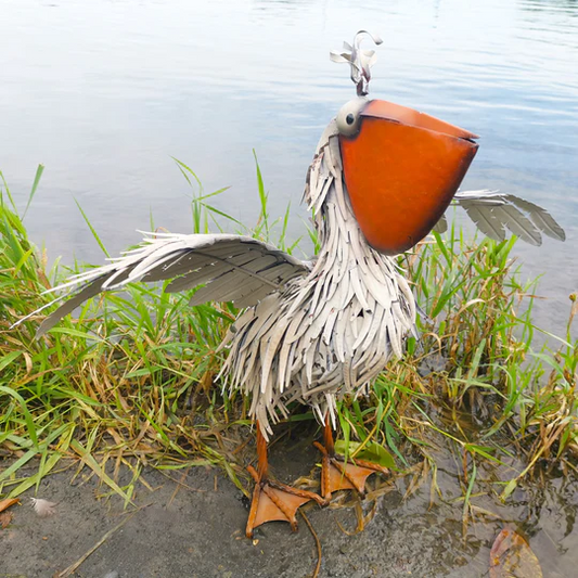 Decor - Metal Pelican