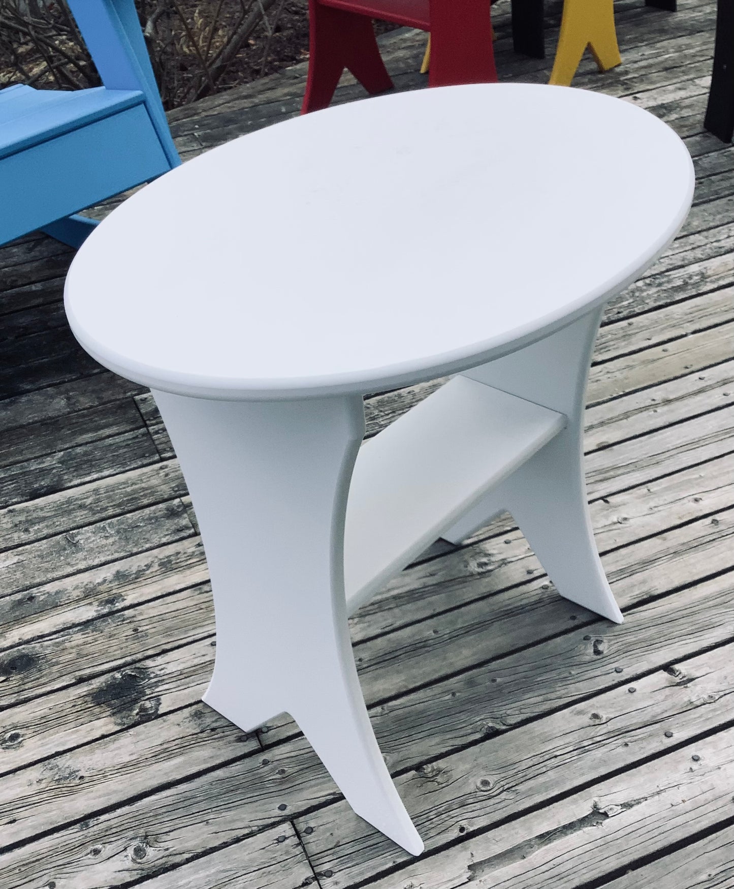 Beaver Springs - Oval Side Table -  White