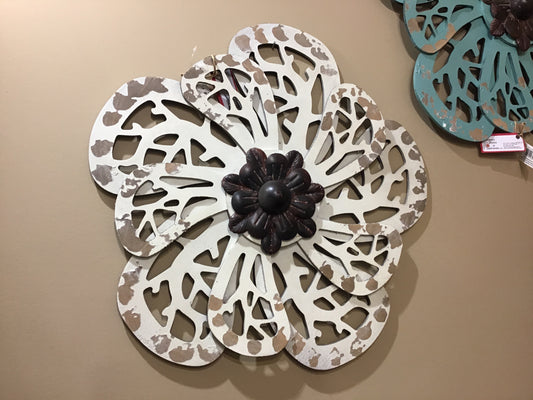Decor - Wooden Wall Flower - Country Stoves and Sunrooms Ltd