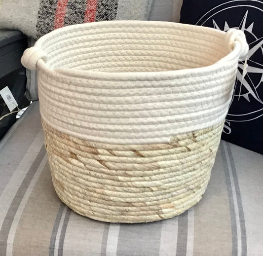 Decor - Basket - White/Natural